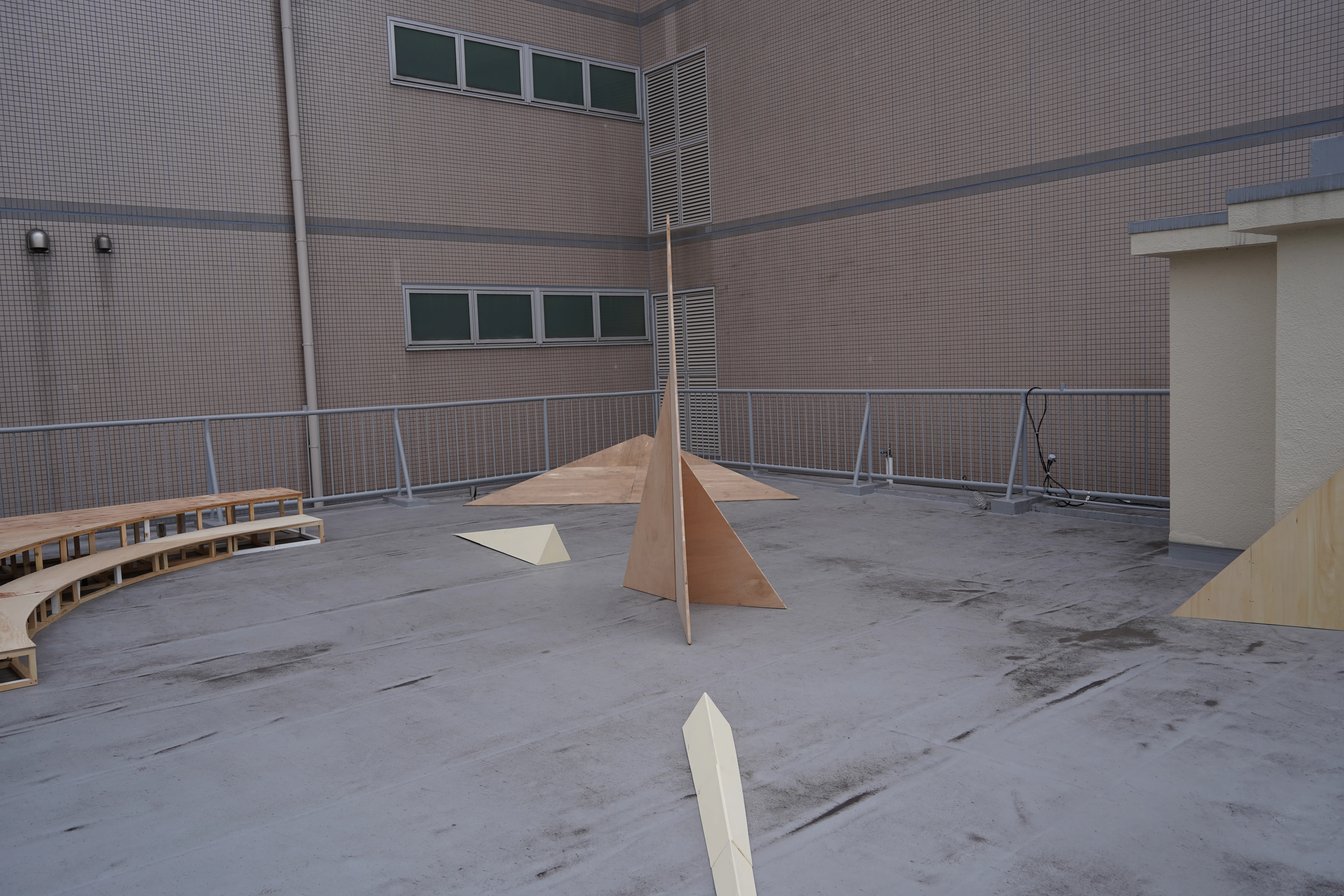 <p><strong>ある空間</strong> (2023年)</p> 